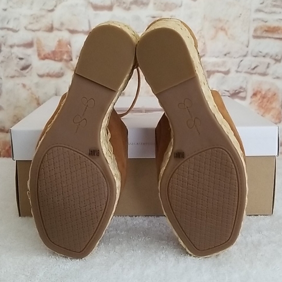 New Jessica Simpson Suella Leather Sandals - Picture 6 of 13